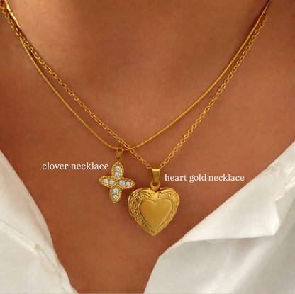 Clover necklace