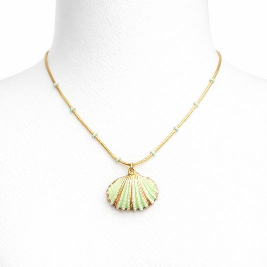 Shell necklace