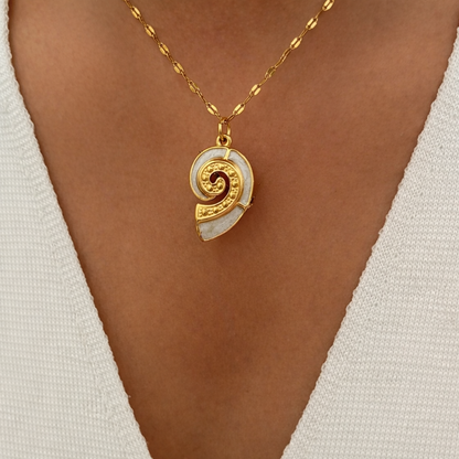 Golden conch necklace