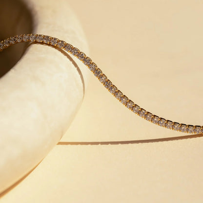 Minimal Chain Necklace