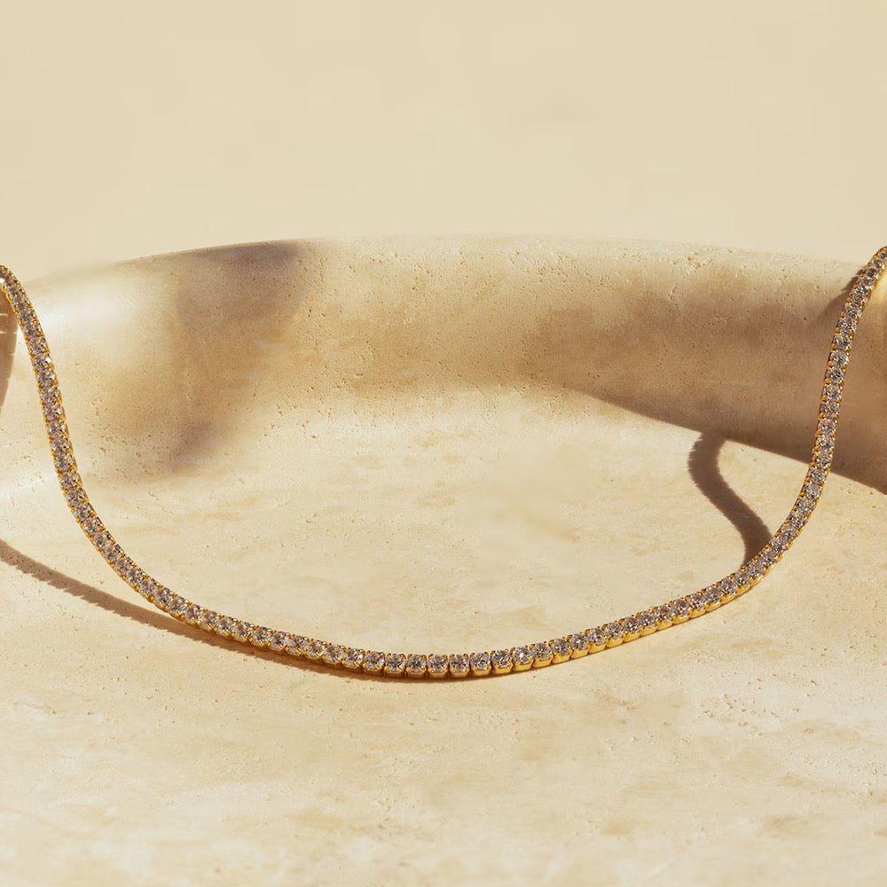 Minimal Chain Necklace